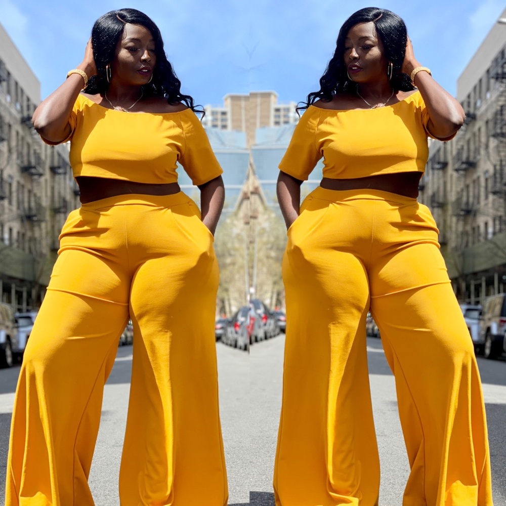 2pc Golden Girl